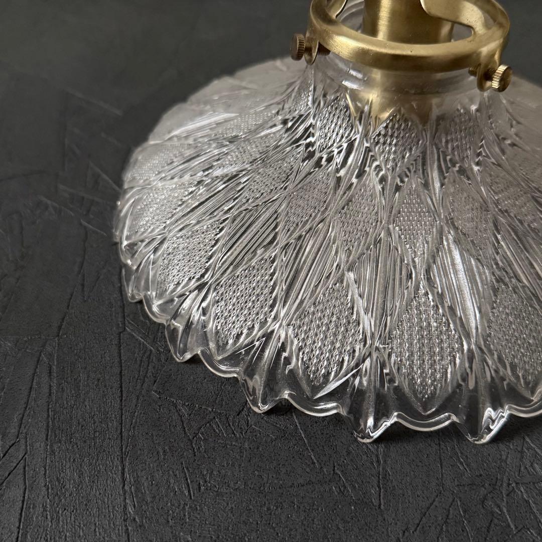 ペンダントライト　照明　ガラス