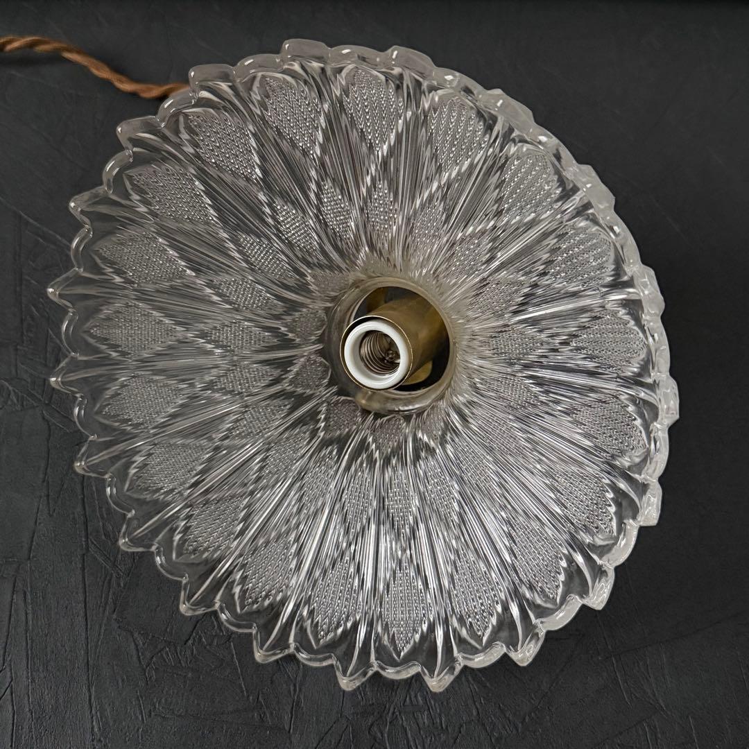 ペンダントライト　照明　ガラス