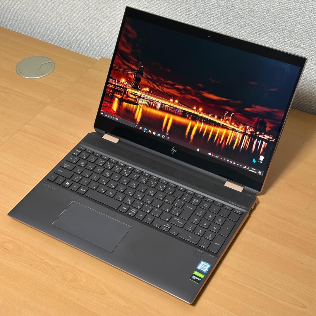 Windowsノート本体 HP Spectre x360 15 OLED i7 16G1T GTX1650