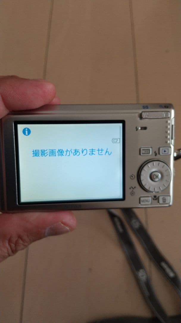 Nikon COOLPIX S500 コンパクトデジタルカメラ 通電確認済み