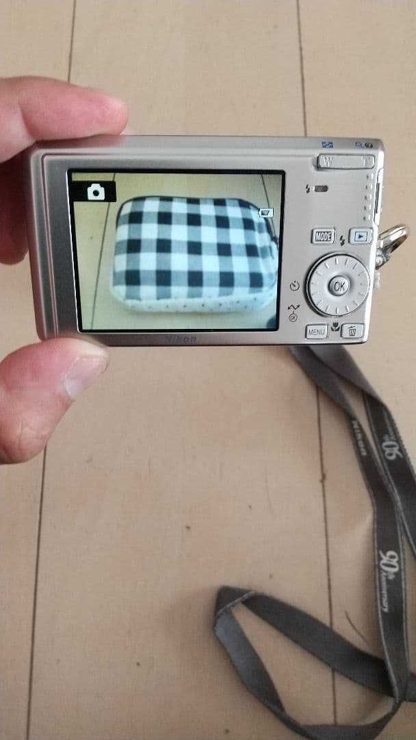 Nikon COOLPIX S500 コンパクトデジタルカメラ 通電確認済み