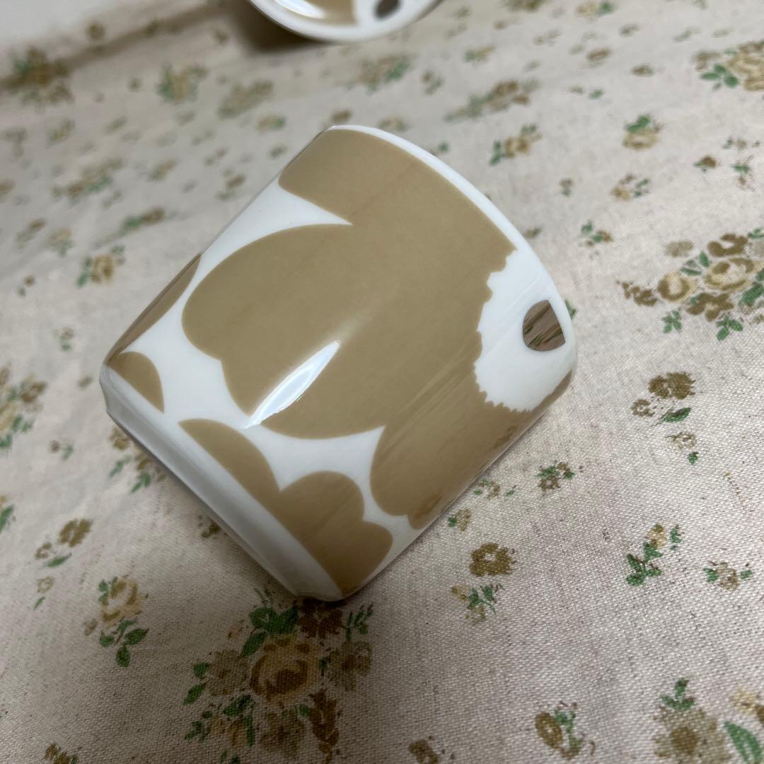 新品 マリメッコ ウニッコ マグカップ プレート ベージュ シルバー ラテマグ