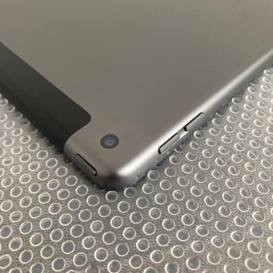 4118 外観美品☆電池最良好☆iPad7 第7世代 32GB SIMフリー☆