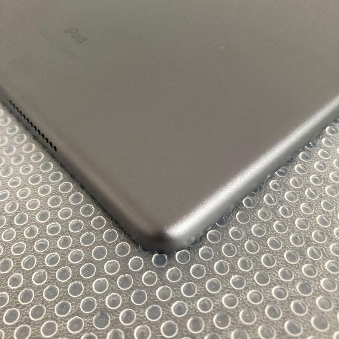 4118 外観美品☆電池最良好☆iPad7 第7世代 32GB SIMフリー☆