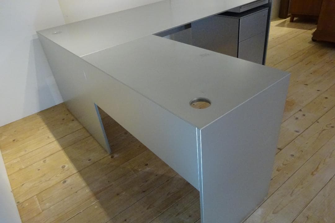 Cassina ixc.　エアーフレーム　エグゼクティブデスク　左テーブル付