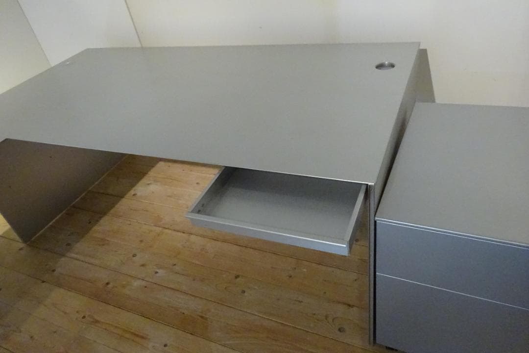 Cassina ixc.　エアーフレーム　エグゼクティブデスク　左テーブル付