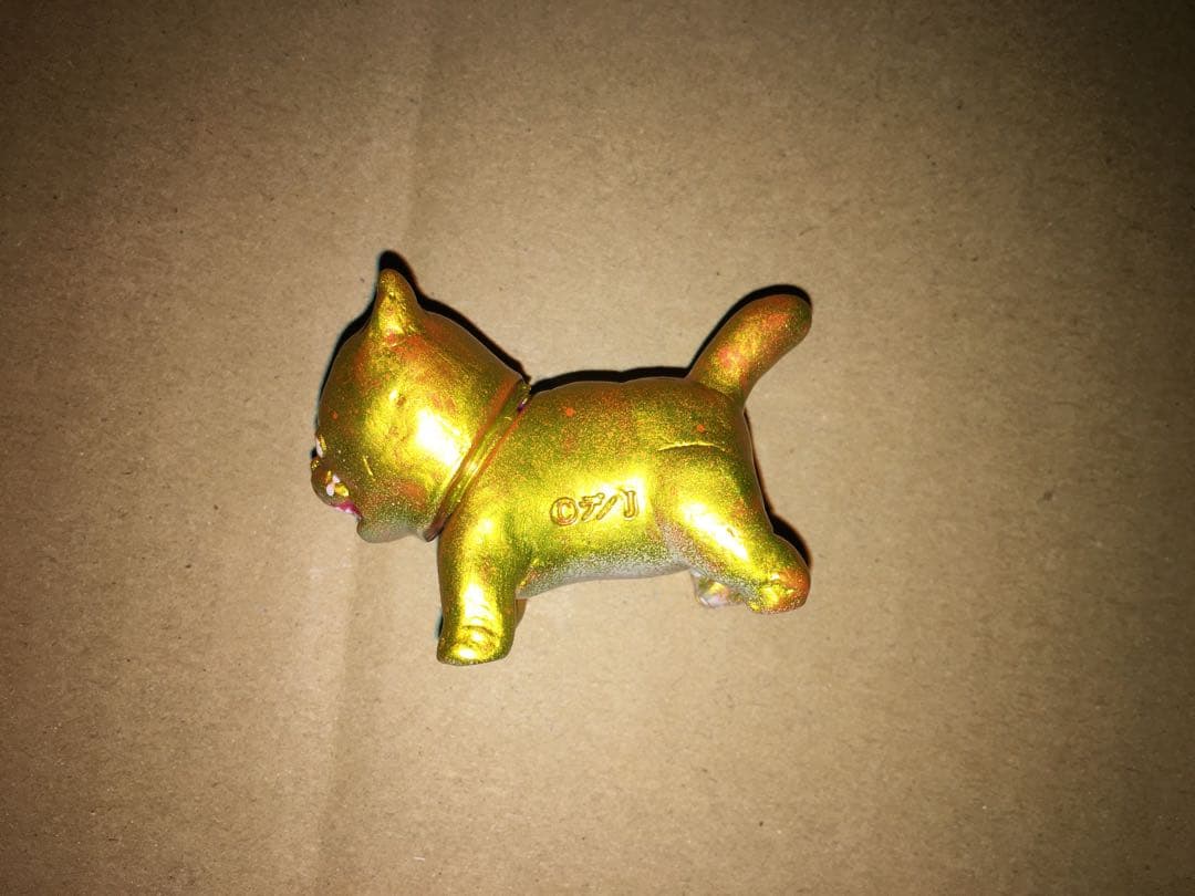デハラユキノリ ネコ 1off ソフビ ゴールド 金