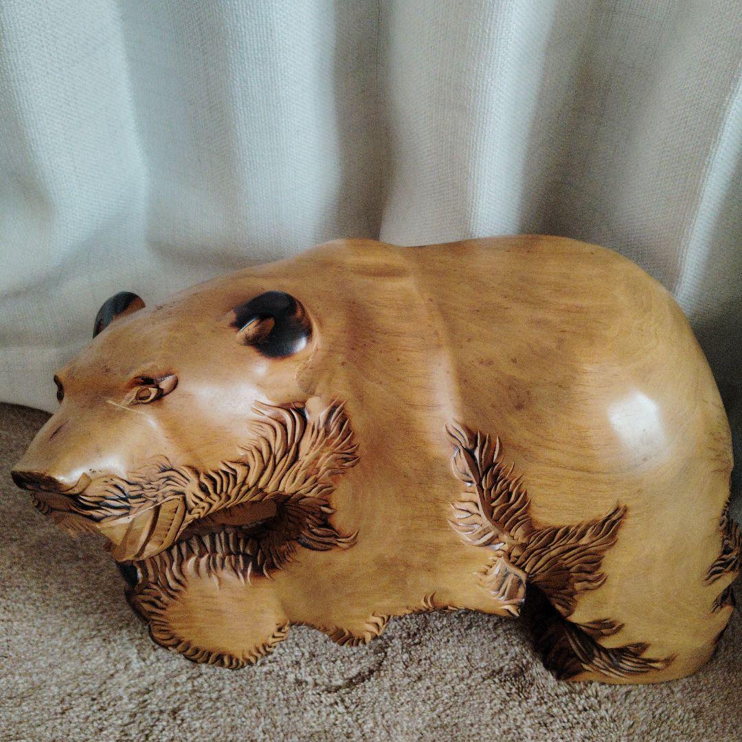 木製 クマの彫刻函館アイヌ民族作　高さ約25cm