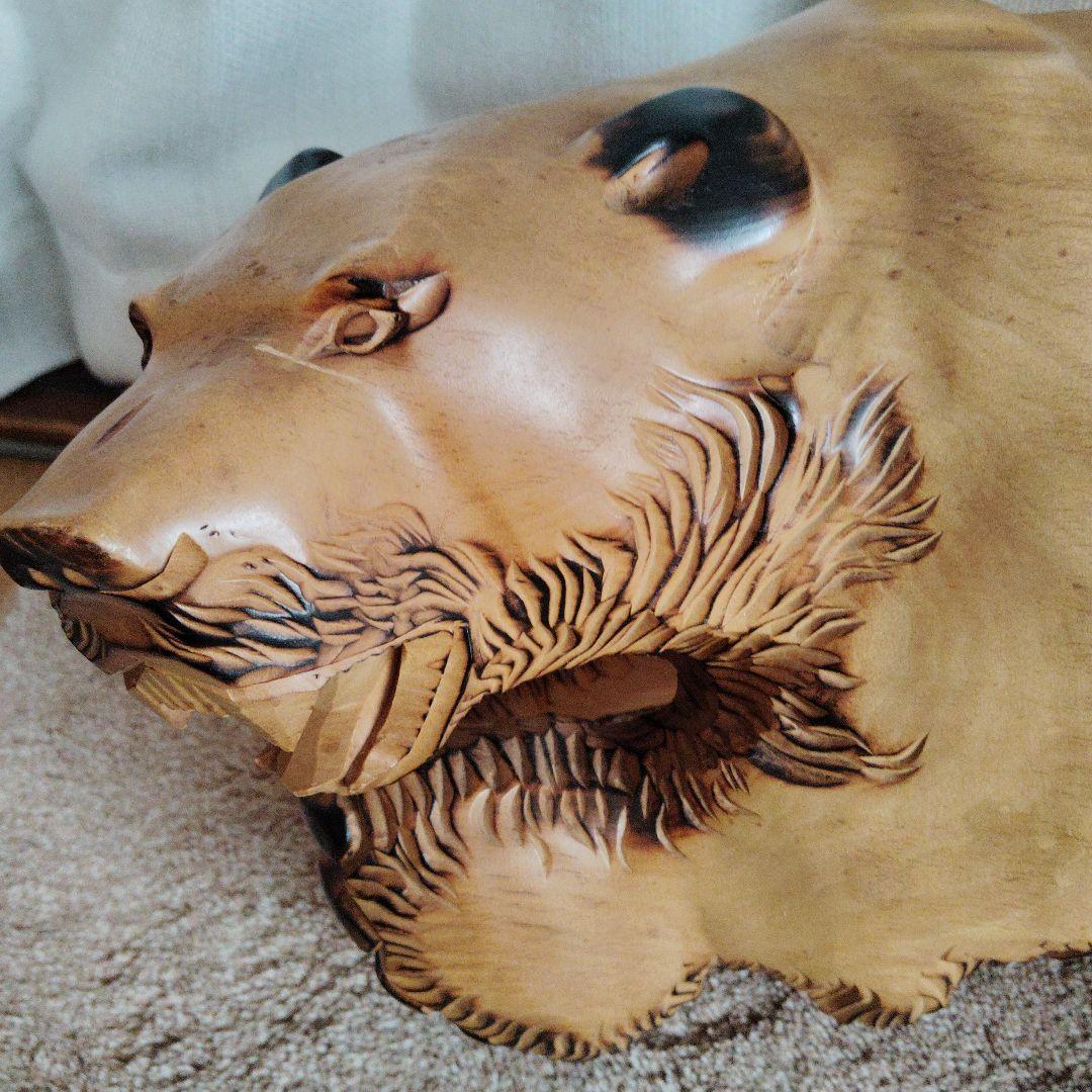 木製 クマの彫刻函館アイヌ民族作　高さ約25cm