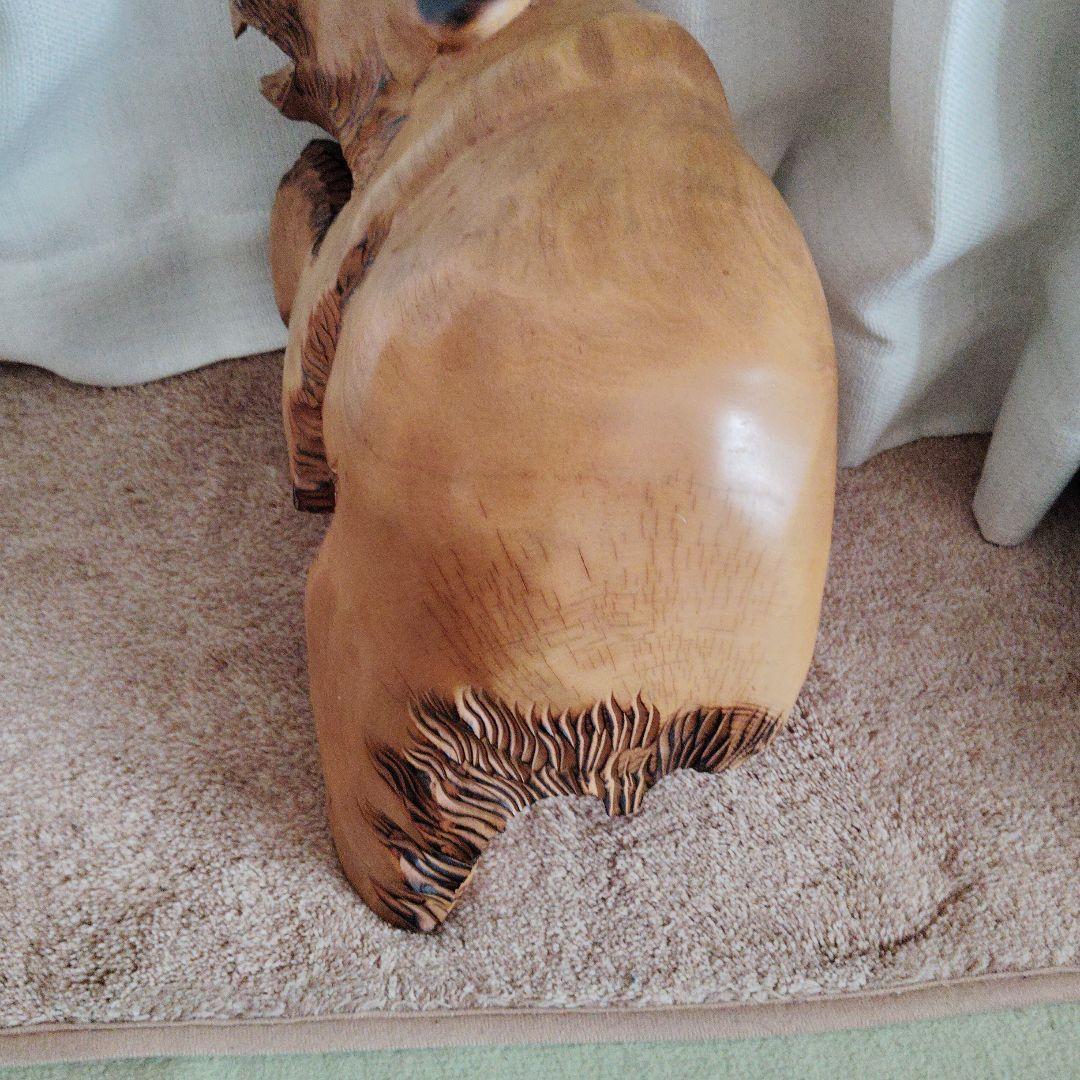 木製 クマの彫刻函館アイヌ民族作　高さ約25cm