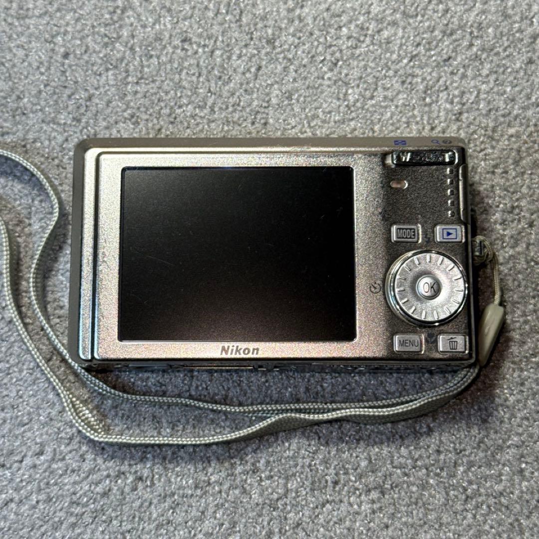 ☆動作OK オールドコンデジ Nikon coolpix S510