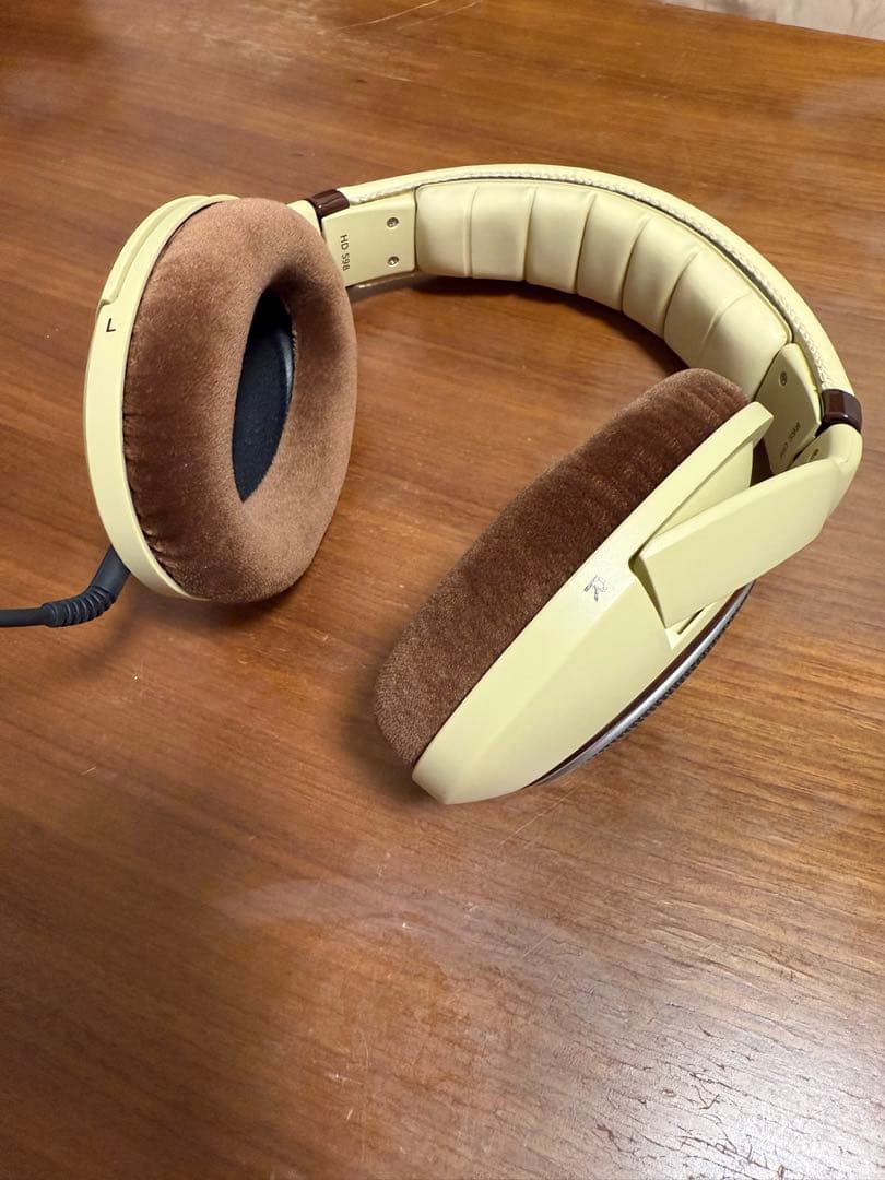 N*n様 Sennheiser HD 598