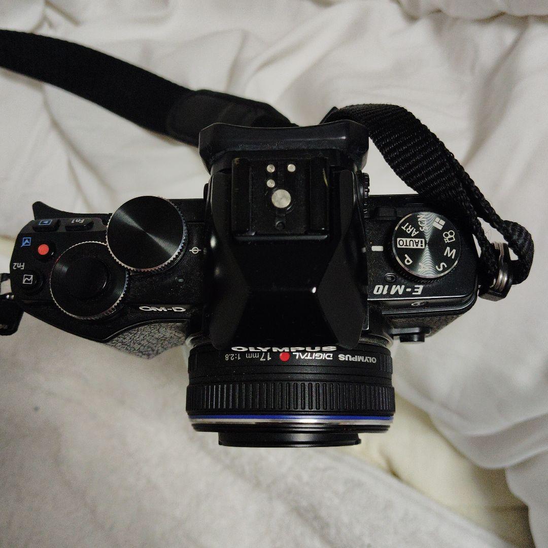 オリンパスE-M10