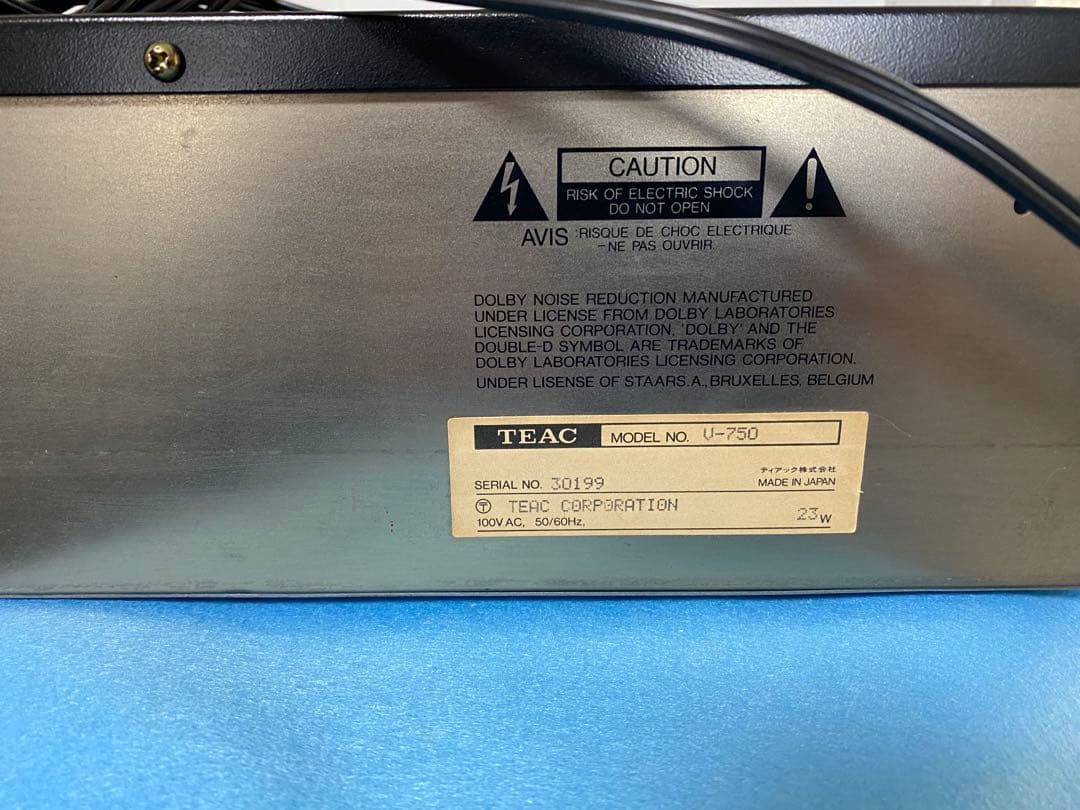 TEAC V-750 カセットデッキ