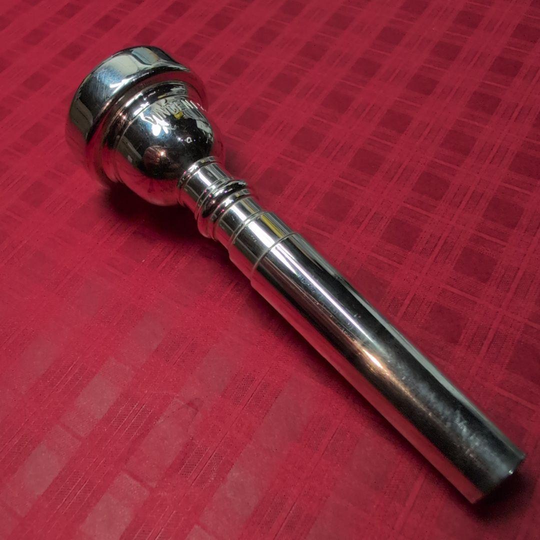 Vincent Bach 1-1/2C トランペットマウスピース 030310