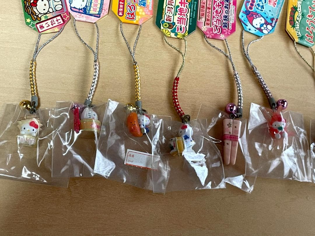 経年劣化品　ご当地キティ ハローキティ　根付けストラップ まとめ売り