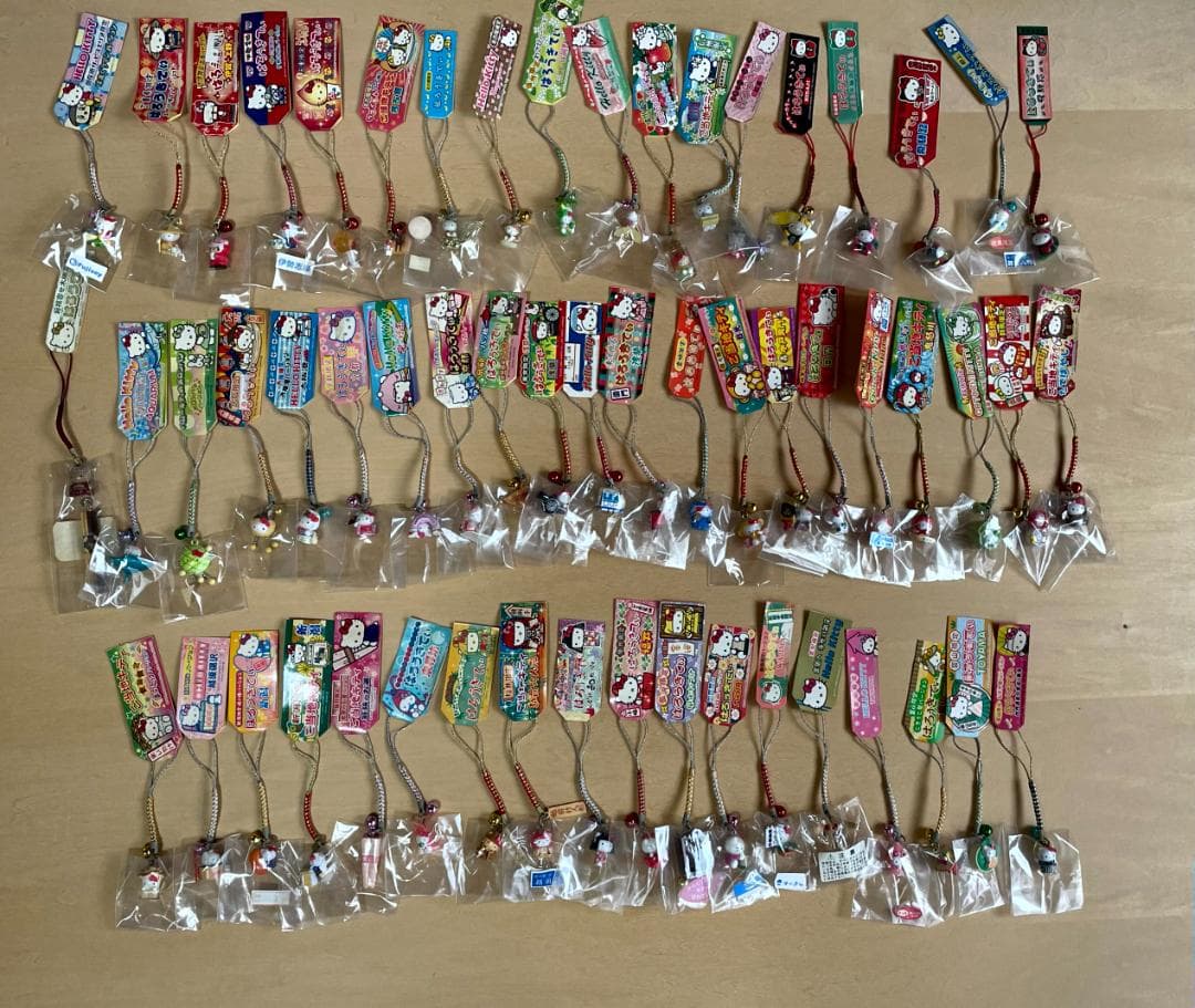 経年劣化品　ご当地キティ ハローキティ　根付けストラップ まとめ売り
