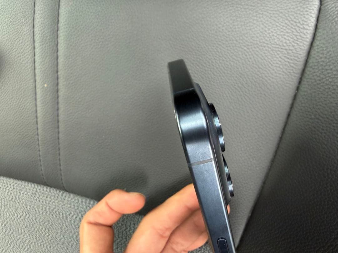 Apple iPhone 15 Pro ブルーチタニウム sim フリー