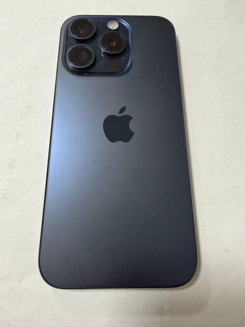 Apple iPhone 15 Pro ブルーチタニウム sim フリー