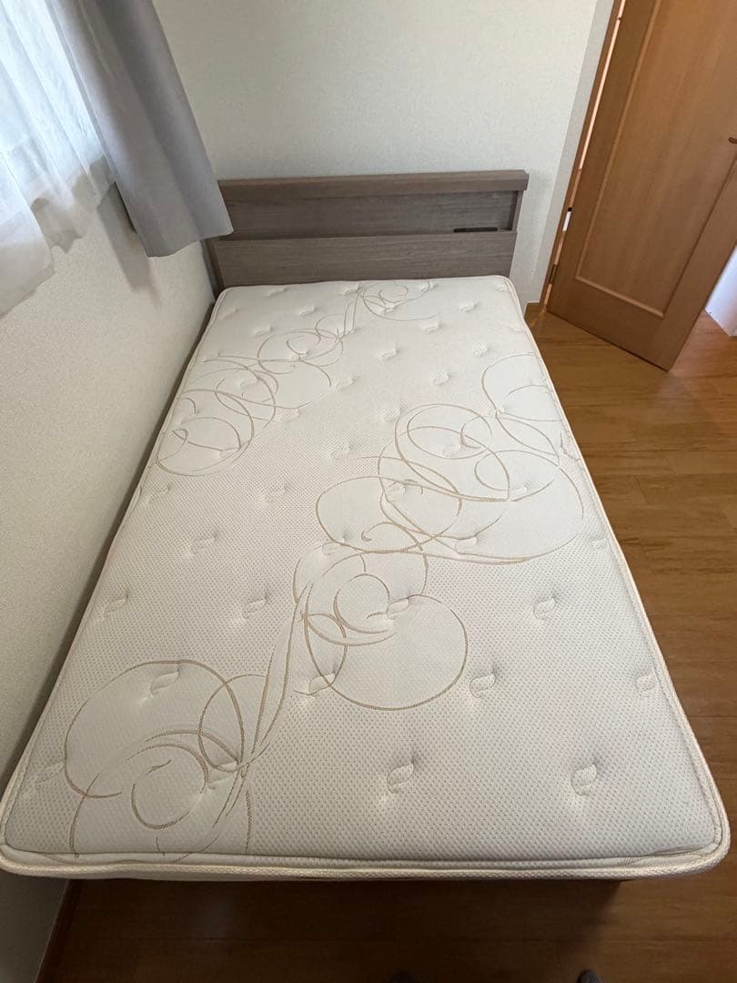 【美品】Simmons シモンズ セミダブル マットレス