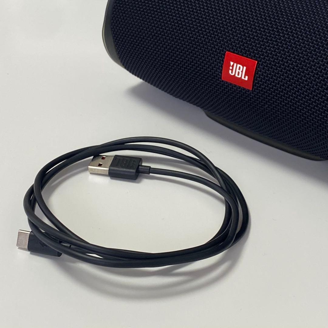 【箱付き美品】JBL Charge 4 ワイヤレススピーカー ブラック