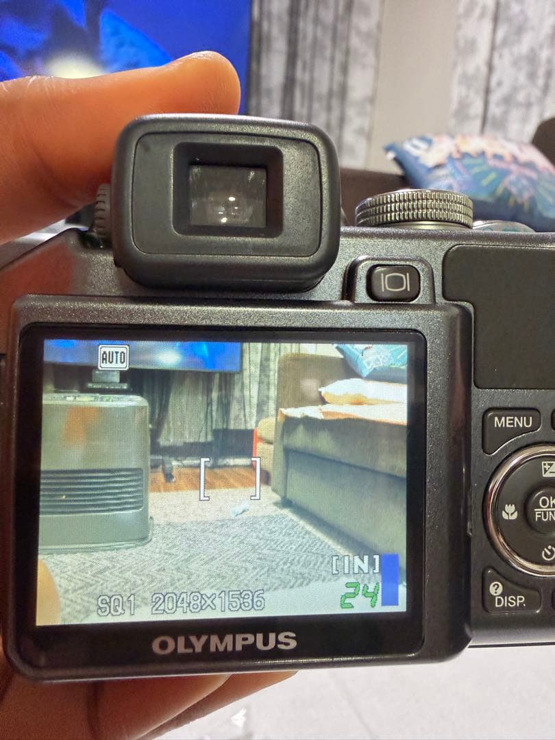 Olympus コンパクトデジタルカメラ 18倍ズーム