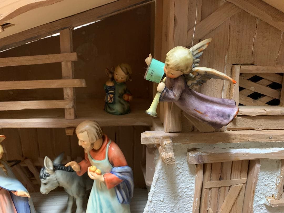 ゲーベル人形　レアな完全コンプリートフンメル人形ビンテージのキリスト降誕セット！