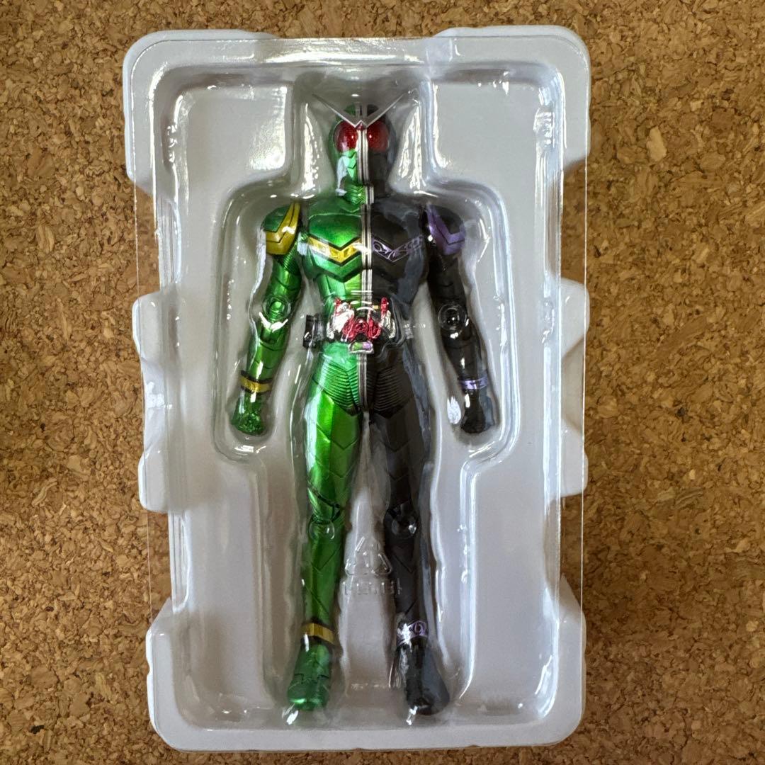 S.H.Figuarts 真骨彫製法 仮面ライダーW 風都探偵 ジャンク品