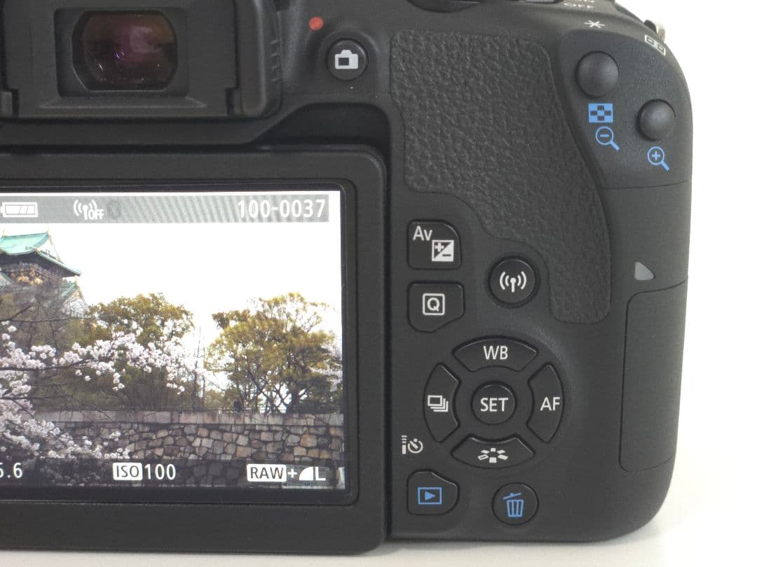 超美品★レンズ2個 EOS Kiss X9i ダブルズームキット