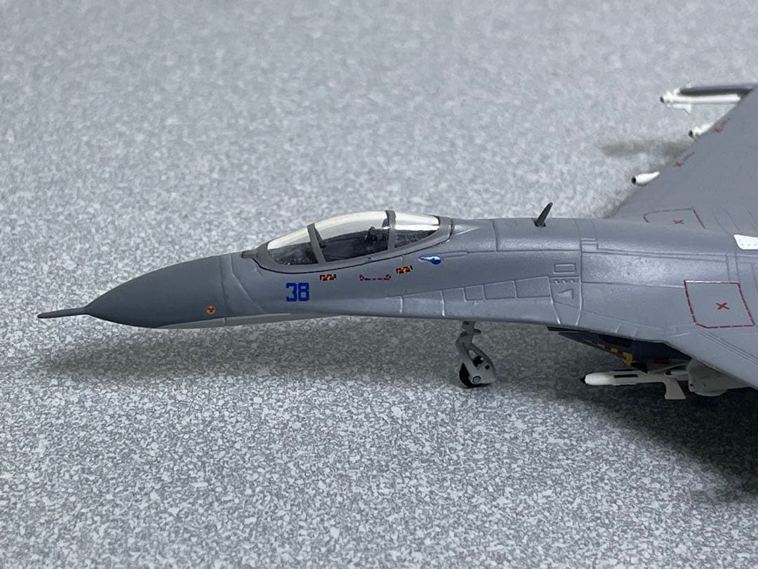 ガリバー200 1/200 Su-27 中国空軍 2nd Div. 16338