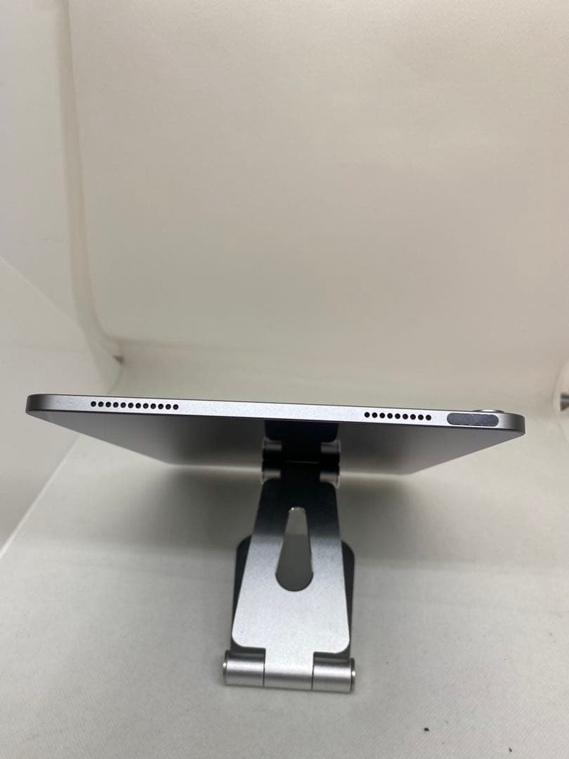 11インチ iPad Air M2 128GB WiFiモデル. RYHXG