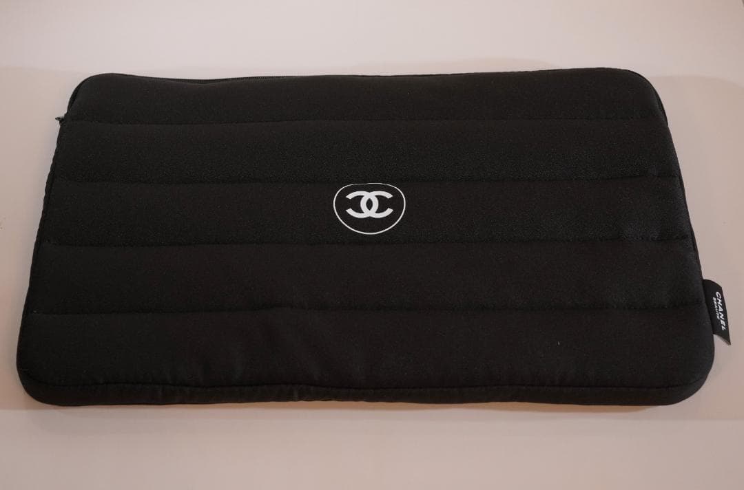 CHANEL ノベルティ ノートPCケース