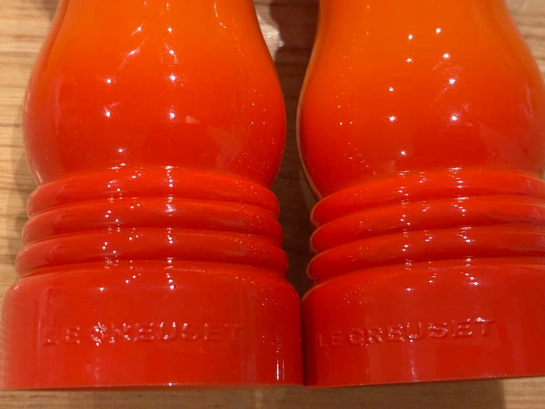 【新品】ル・クルーゼ　ペッパーミル&ソルトミル