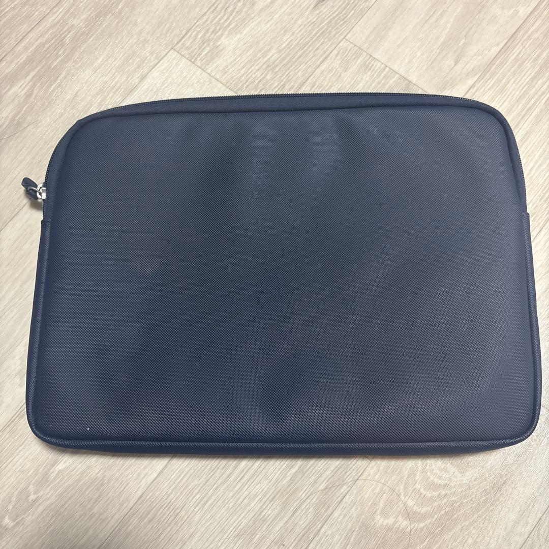 Lacoste ネイビー iPad / PCケース