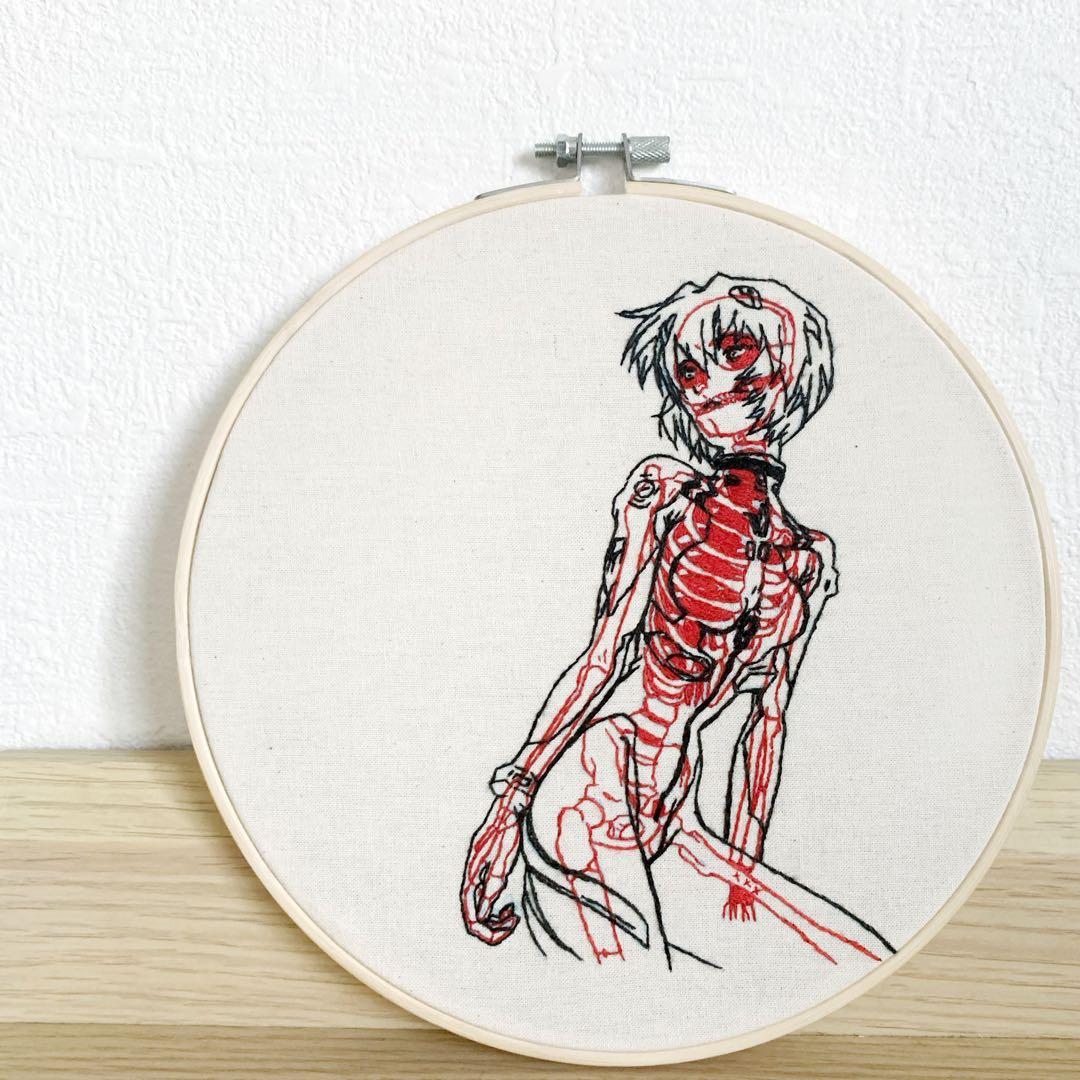 手刺繍でエヴァンゲリオンの綾波レイ❤️