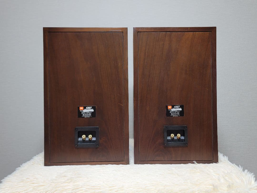 JBL 4307-3ウェイブックシェルフ型スピーカー2個セット 中古