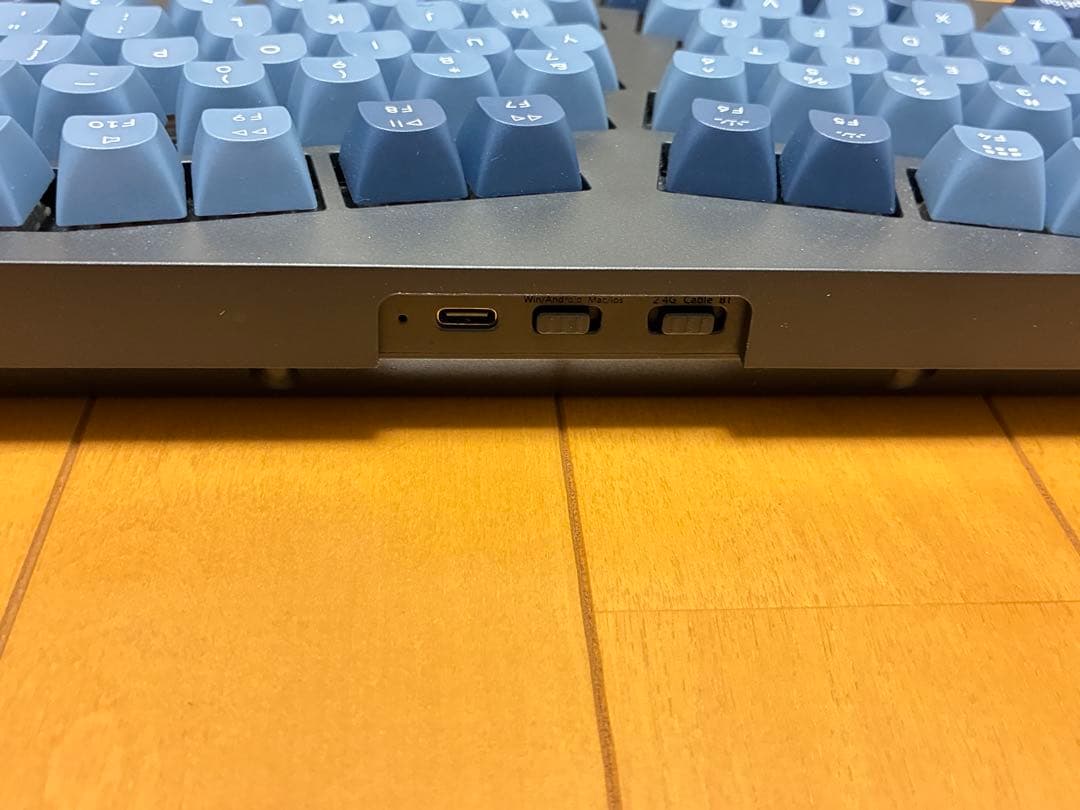 送料込 Keychron V10 メカニカルキーボード