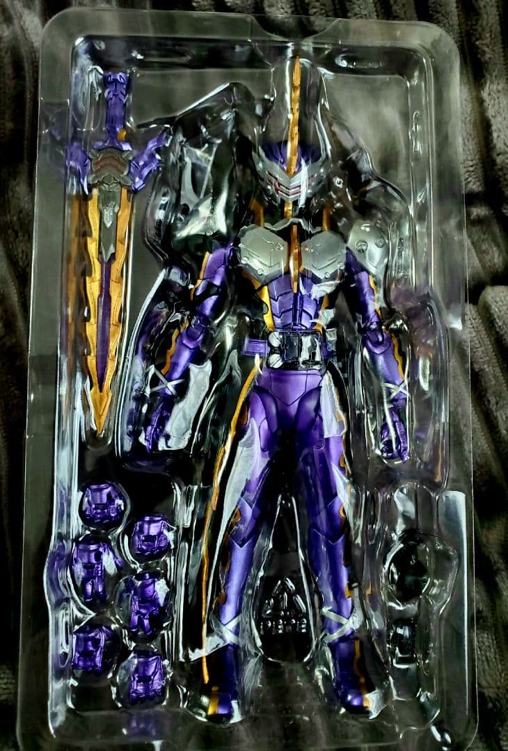 S.H.Figuarts 仮面ライダーカリバー、エスパーダ 2体セット