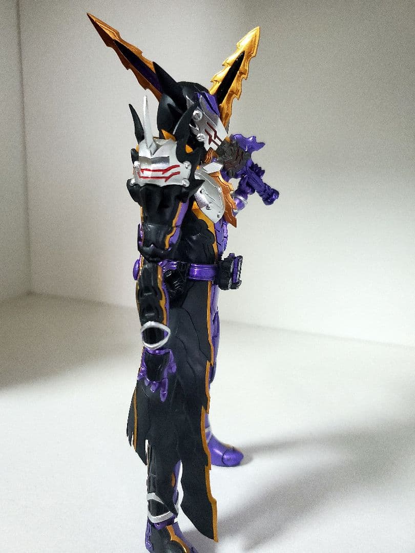 S.H.Figuarts 仮面ライダーカリバー、エスパーダ 2体セット