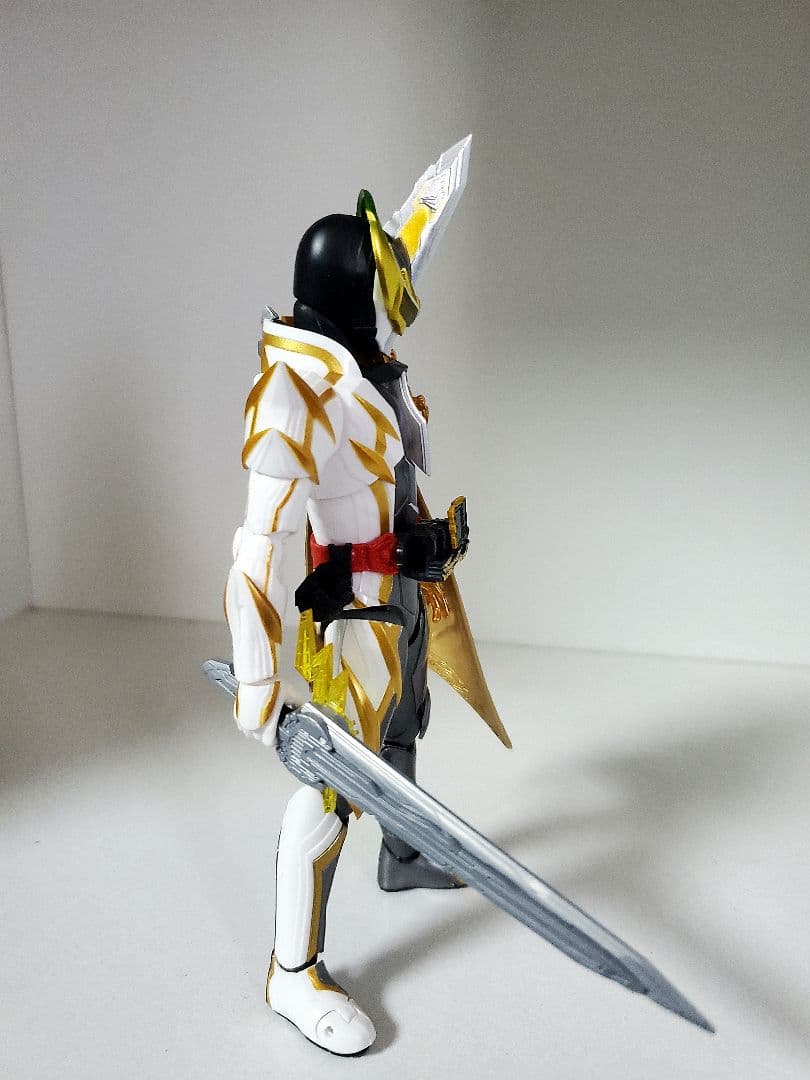 S.H.Figuarts 仮面ライダーカリバー、エスパーダ 2体セット