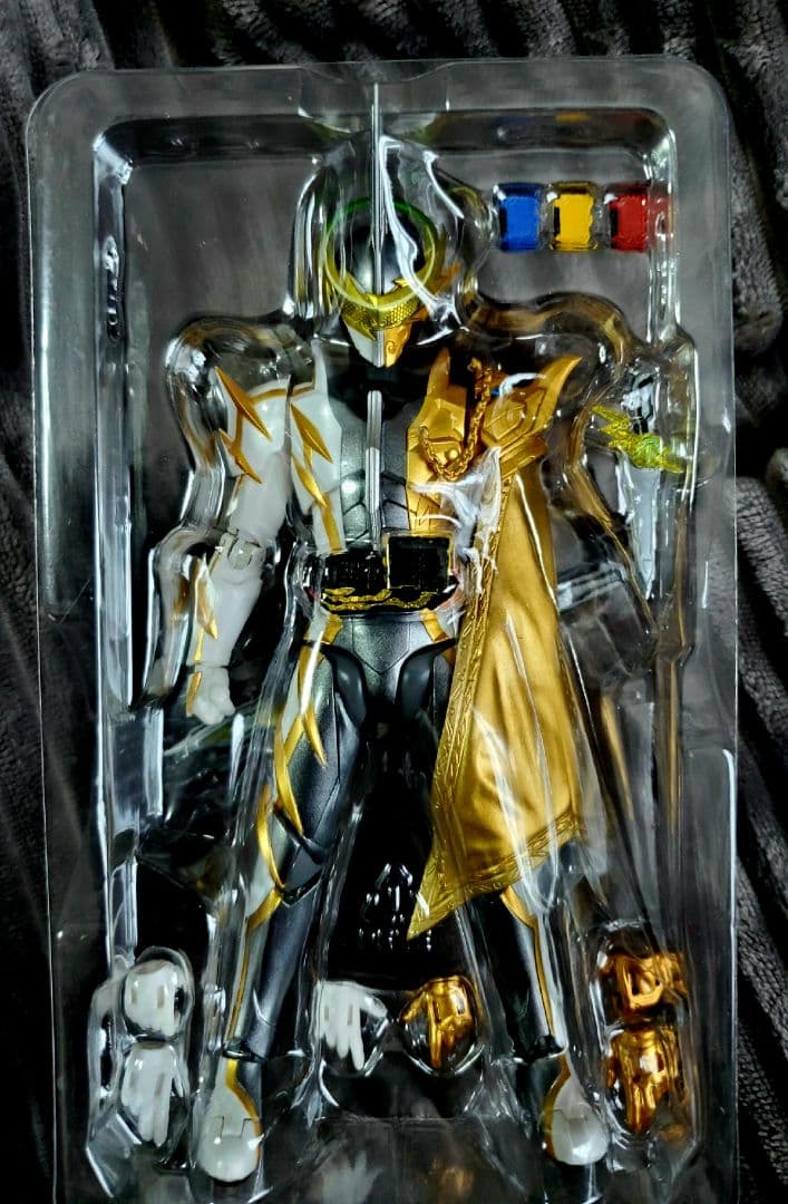 S.H.Figuarts 仮面ライダーカリバー、エスパーダ 2体セット