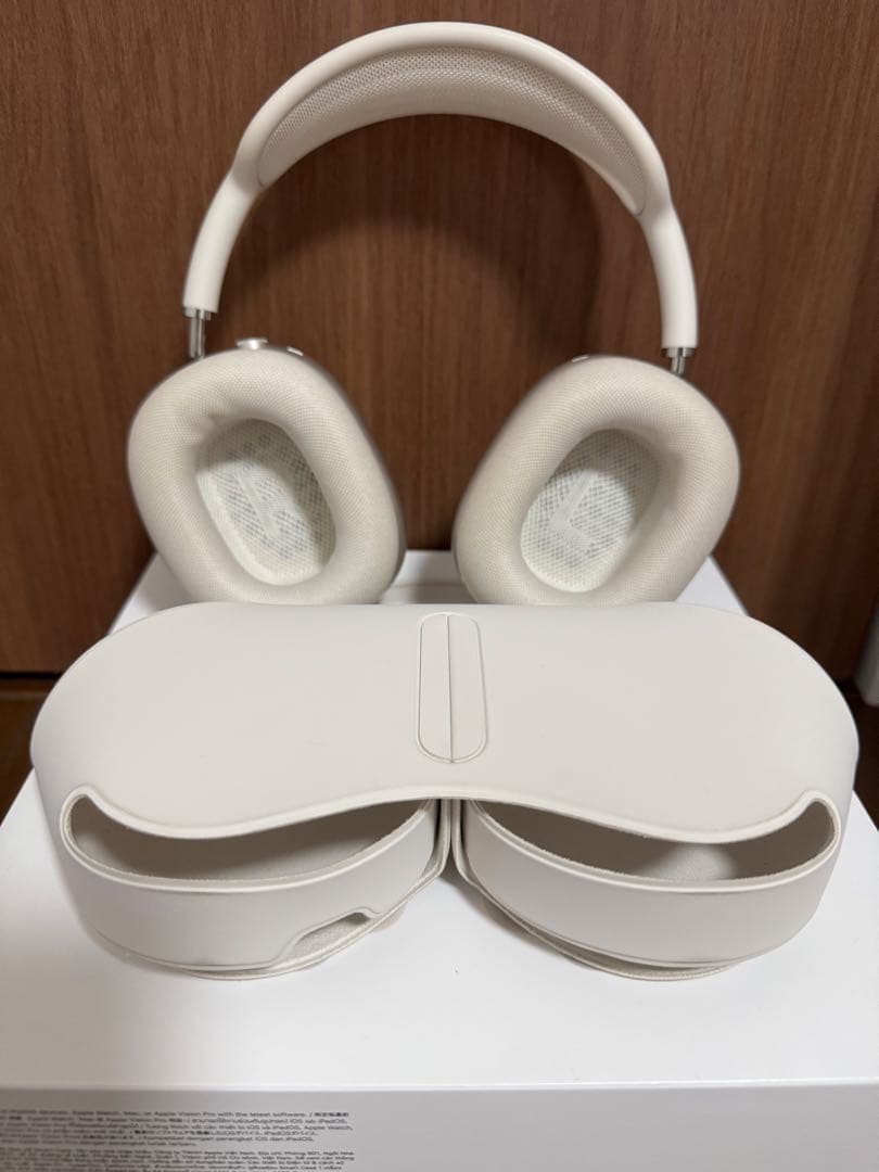 AirPods Max スターライト