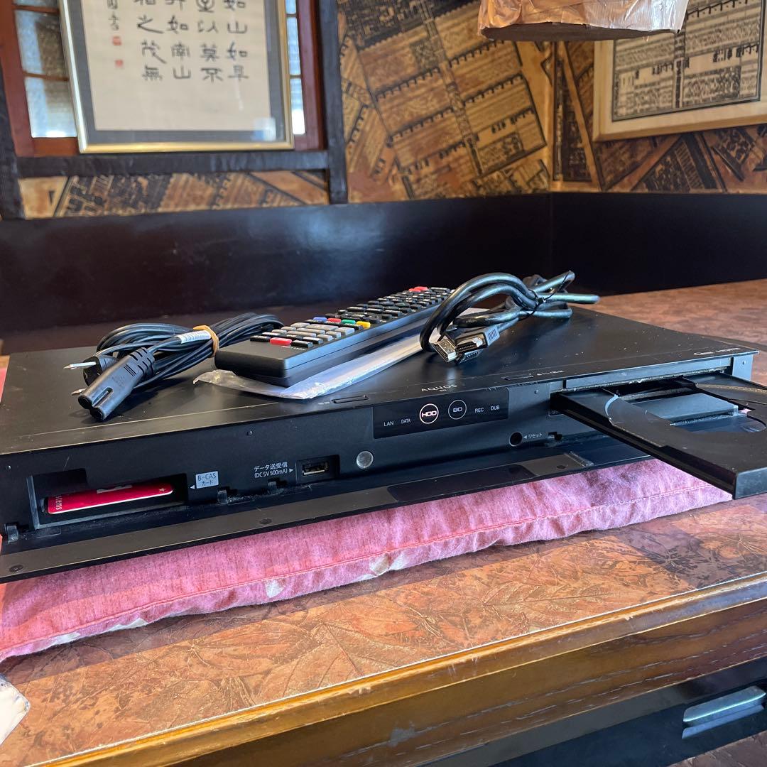 シャープ　BD-NW500 12倍　500GB 2番組W録　新品リモ等付フル装備