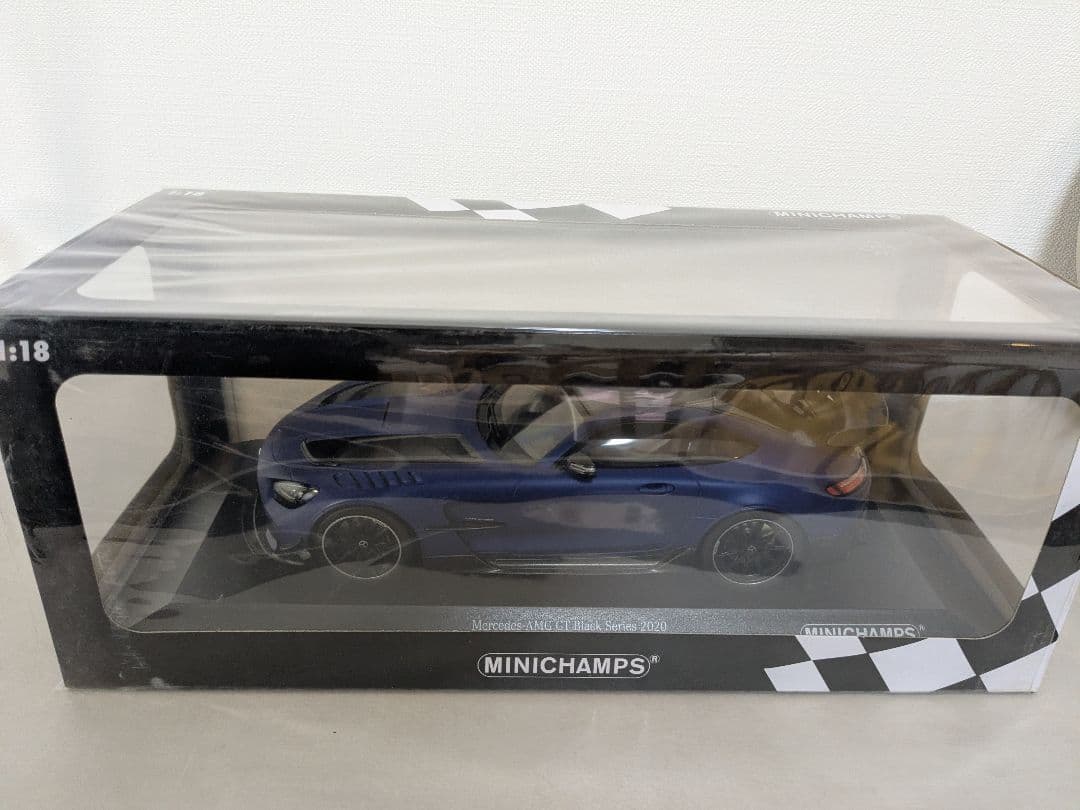 ミニチャンプス　メルセデス　AMG　ミニカー　1/18　オートアート　京商　車