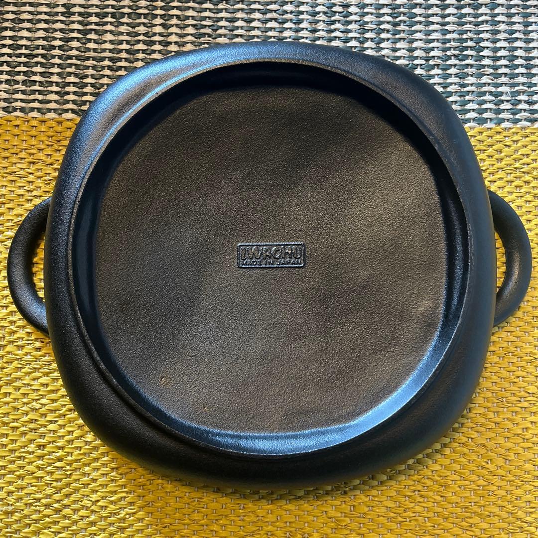 IWACHU 鋳鉄製正方形鍋 ストライプ模様　焼肉　　グリル