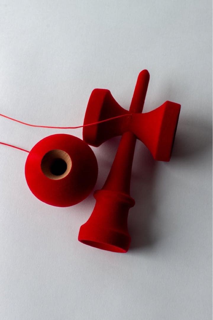 Sweets Kendamas - FUZZY - RED けん玉
