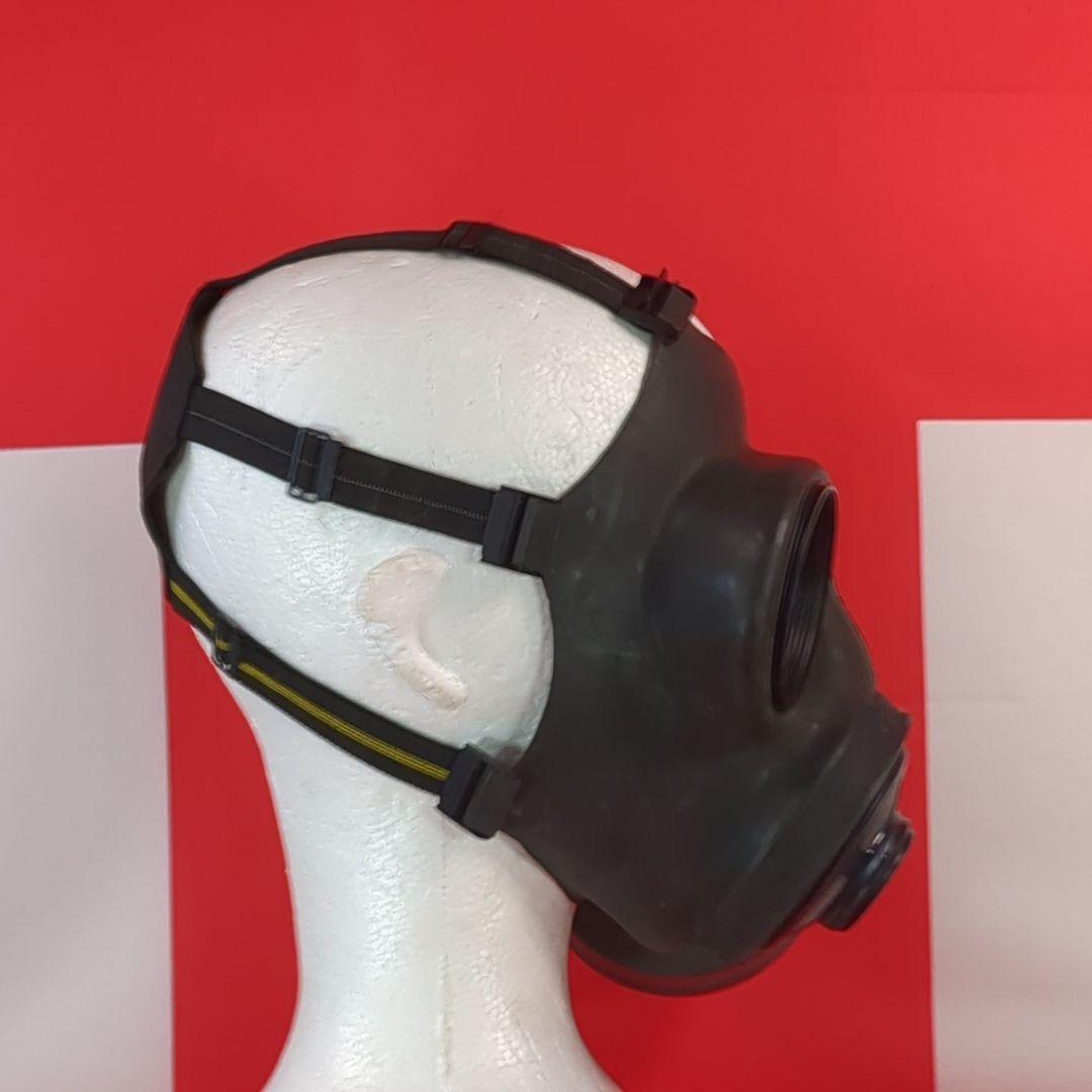 【実物美品】 カナダ軍C3ガスマスク 1971年製