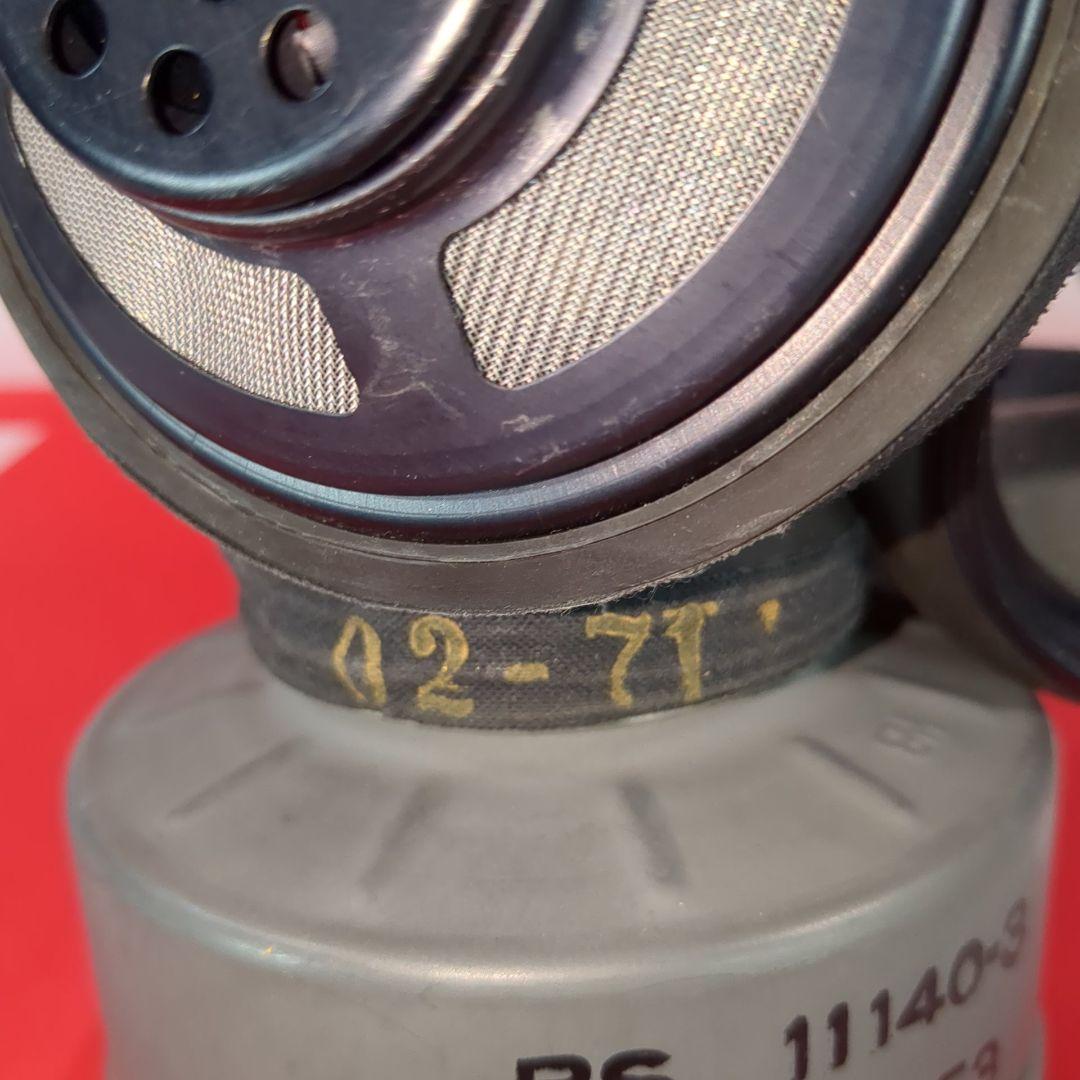 【実物美品】 カナダ軍C3ガスマスク 1971年製