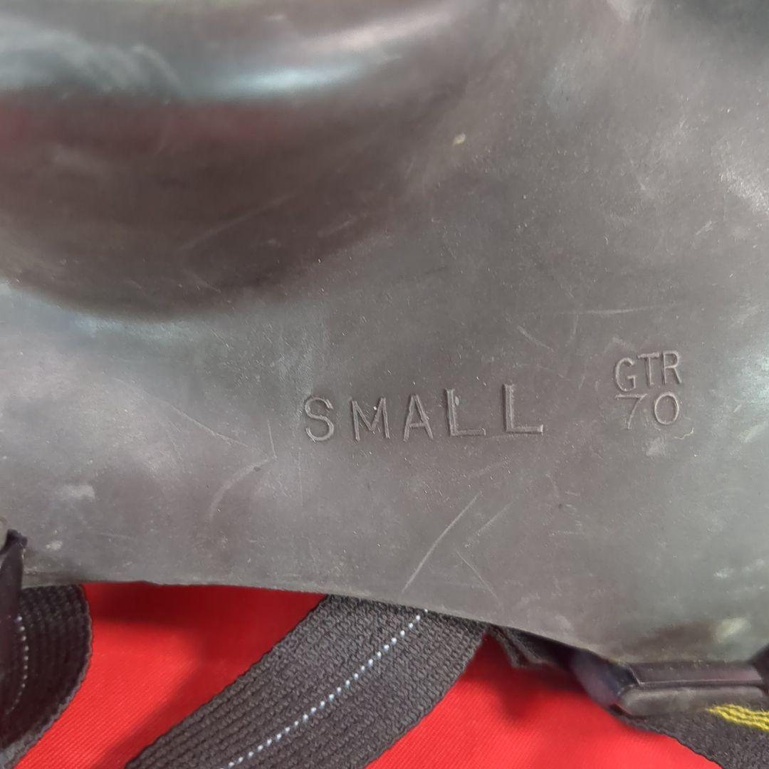 【実物美品】 カナダ軍C3ガスマスク 1971年製