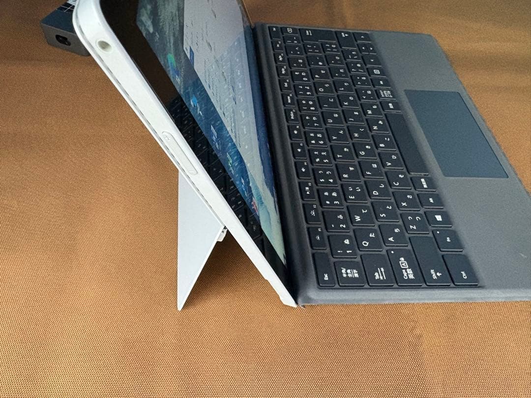 Surface Pro 3 core i5 メモリ8GB SSD256GB